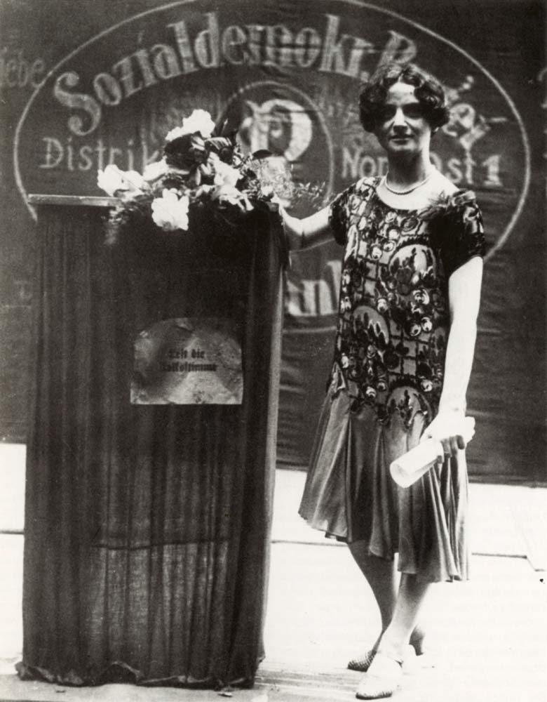 Bei einer SPD-Veranstaltung in Frankfurt/M., 1928